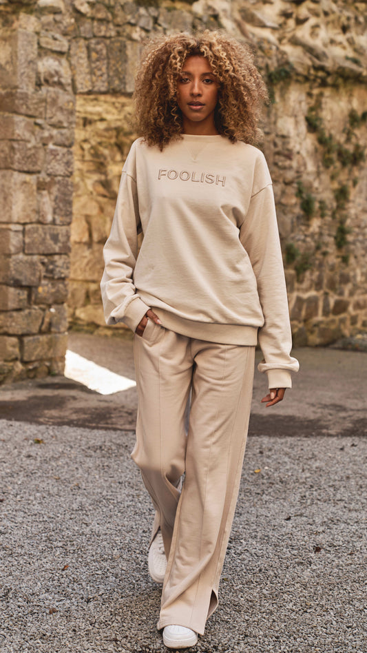 Signature Sweatshirt in Cream